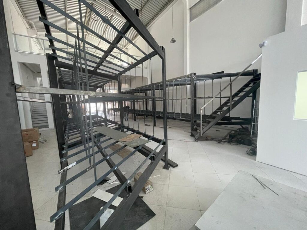 Estrutura metálica industrial